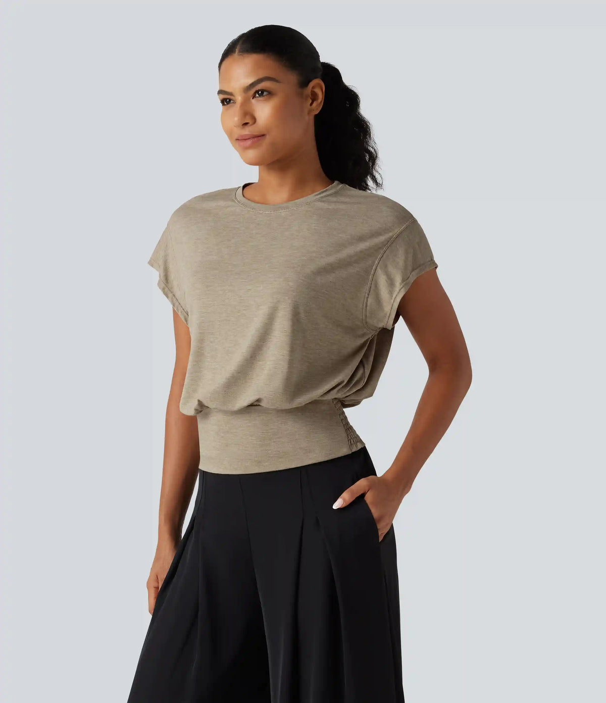 Round Neck Short Sleeve Ruched Casual T-Shirt