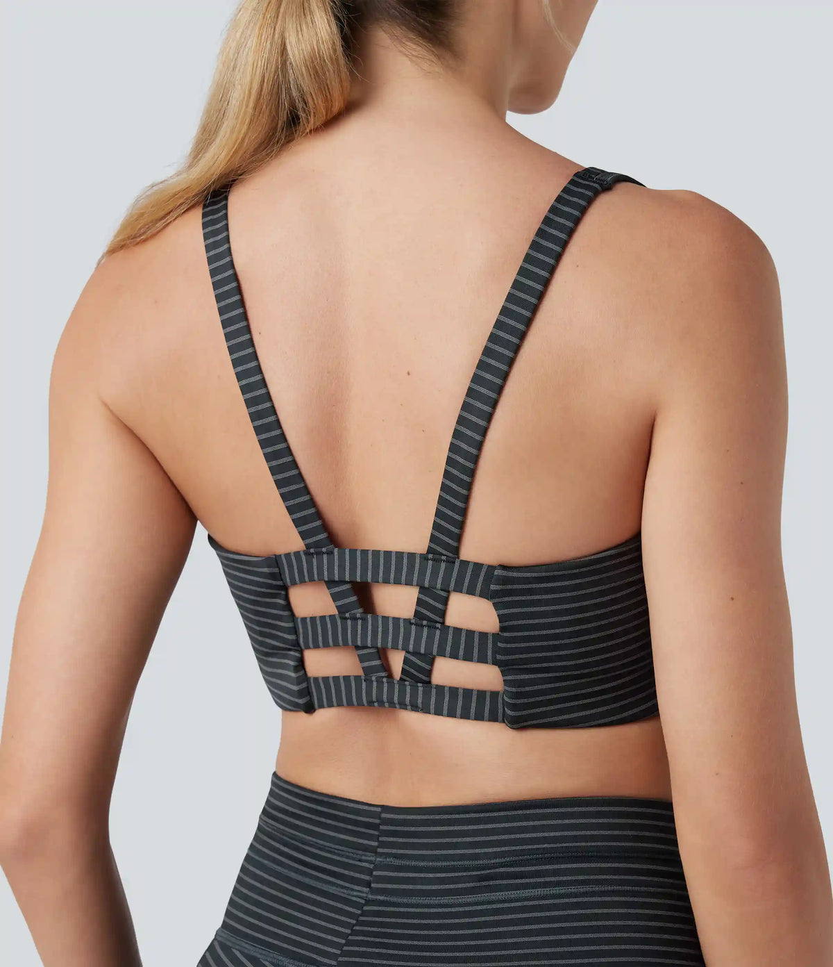 Low Support U Neck Cut Out Stripes Yoga Sports Bra DD-F Cups