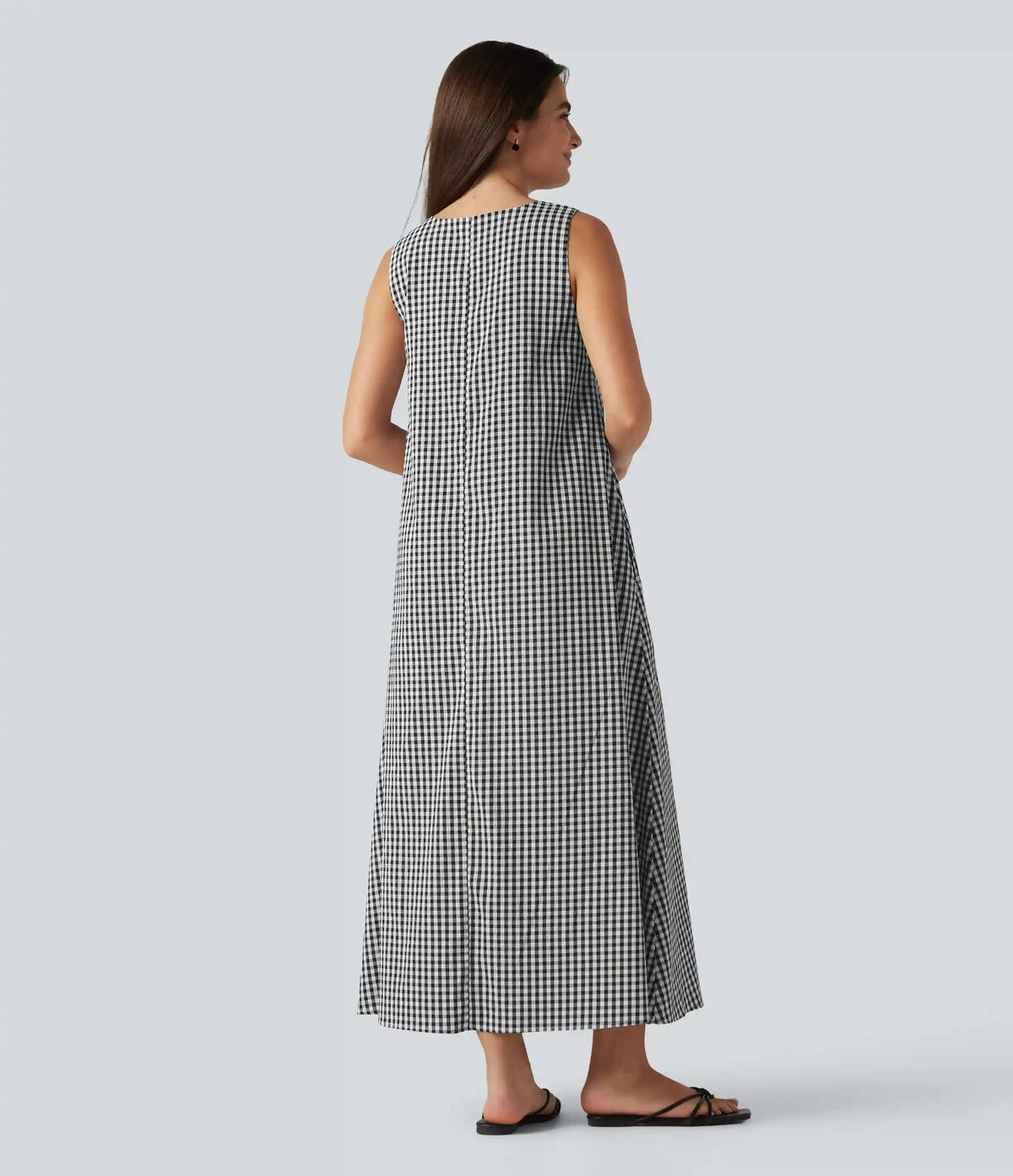 Round Neck Sleeveless Built-in Bra Midi Crinkle Gingham Casual Tank Dress with Pockets