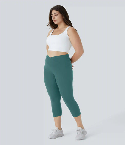 SoftlyZero™ High Waisted Crossover Pocket Capri Yoga Plus Size Leggings