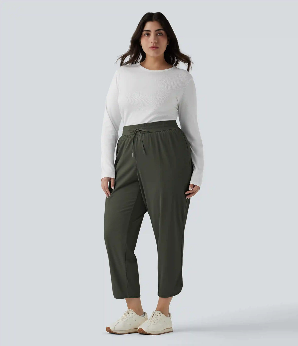 Plus Size Mid Rise Drawstring Curved Hem Quick Dry Golf Tapered Pants with Pockets-UPF40+
