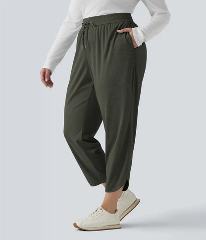 Plus Size Mid Rise Drawstring Curved Hem Quick Dry Golf Tapered Pants with Pockets-UPF40+