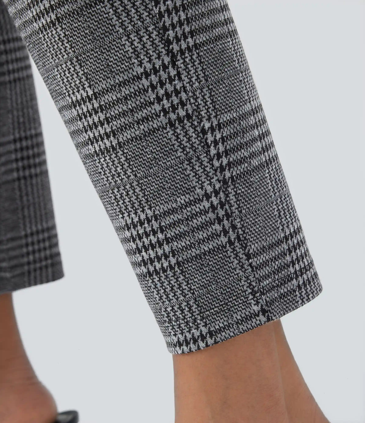 Halara Flex™ High Waisted Pocket Houndstooth Plaid Skinny Work Pants