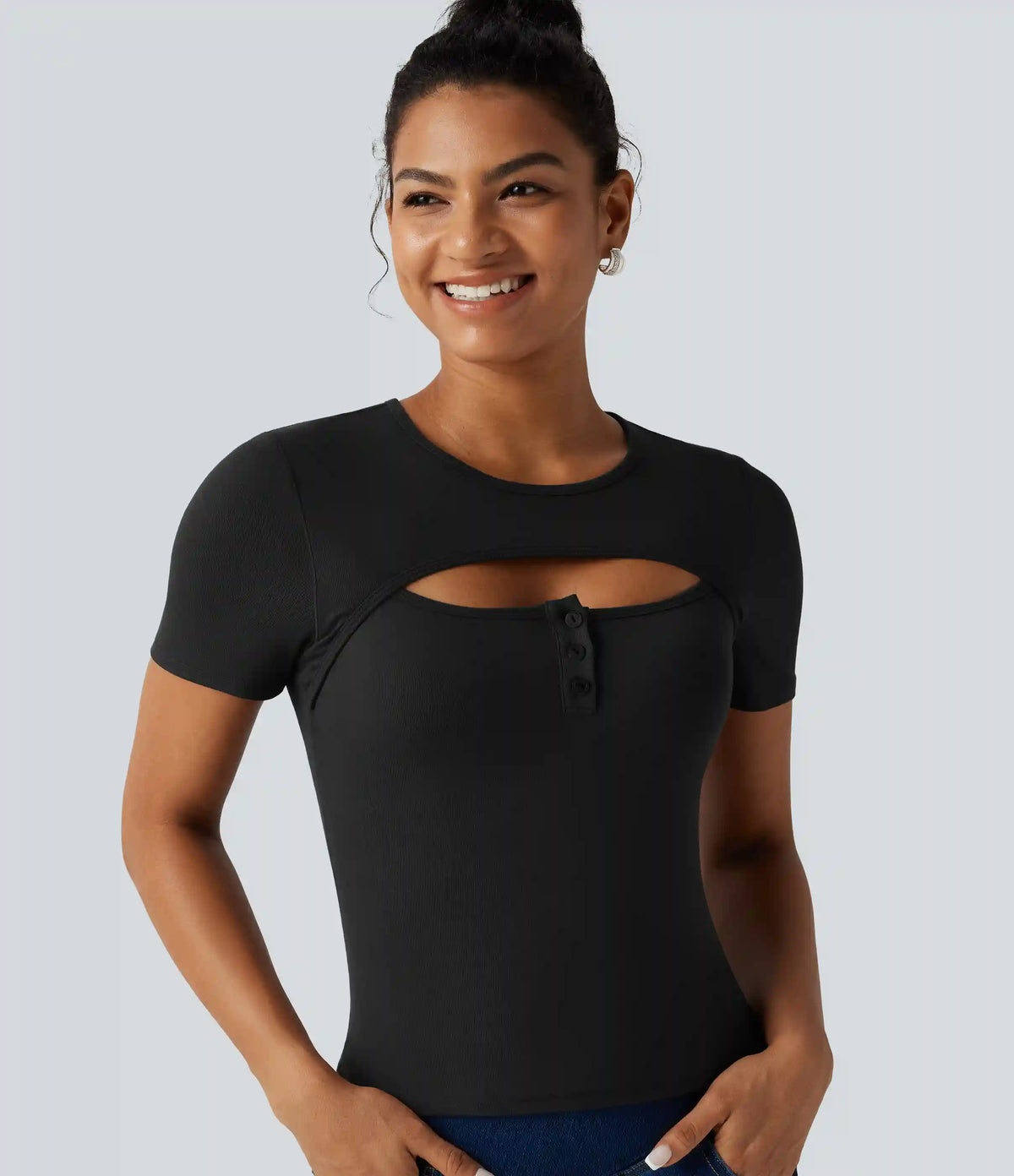 Ribbed Knit Round Neck Cut Out Short Sleeve Built-in Bra Casual T-Shirt