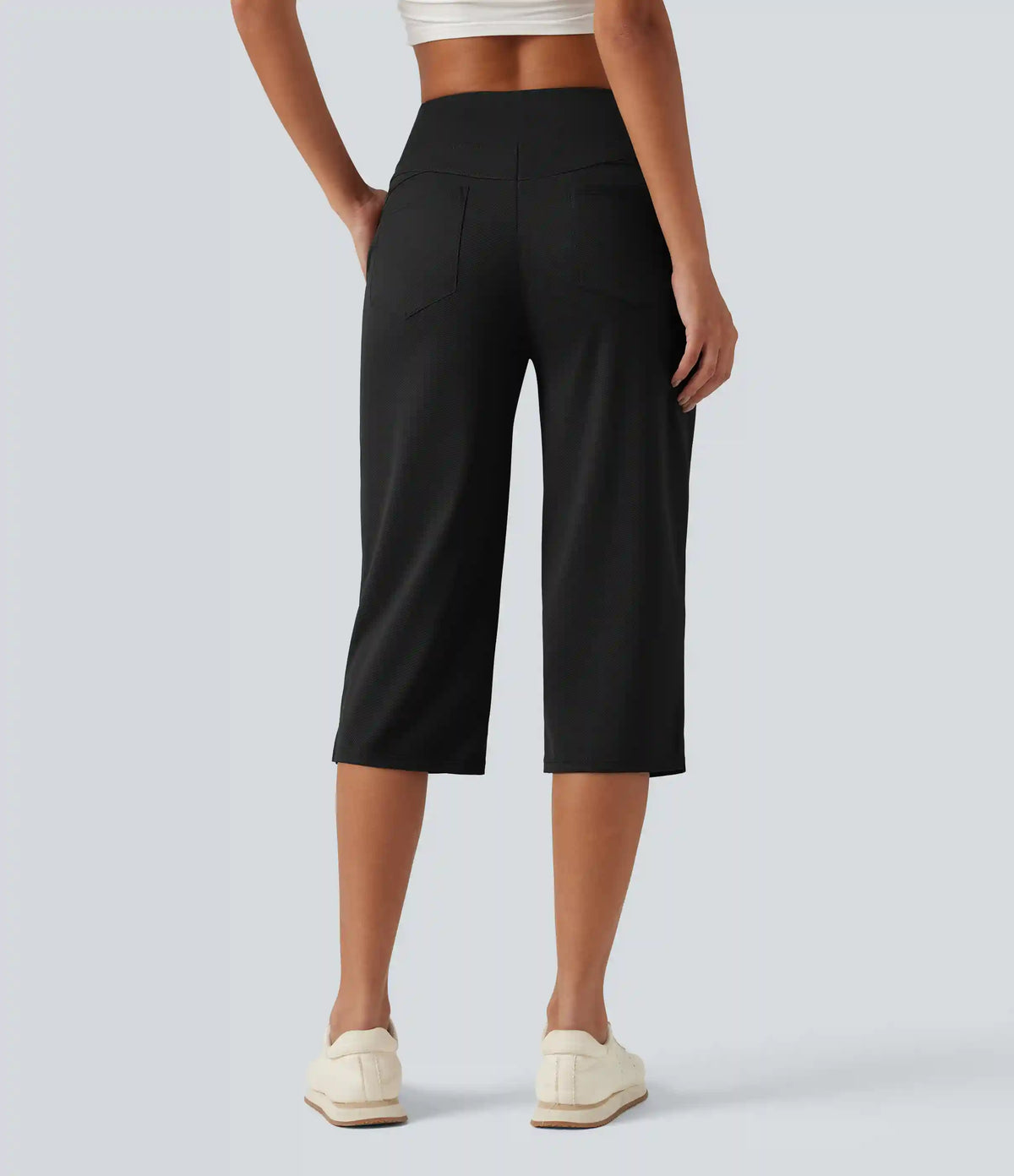 Mid Rise Quick Dry Capri Golf Pants with Pockets-UPF40+