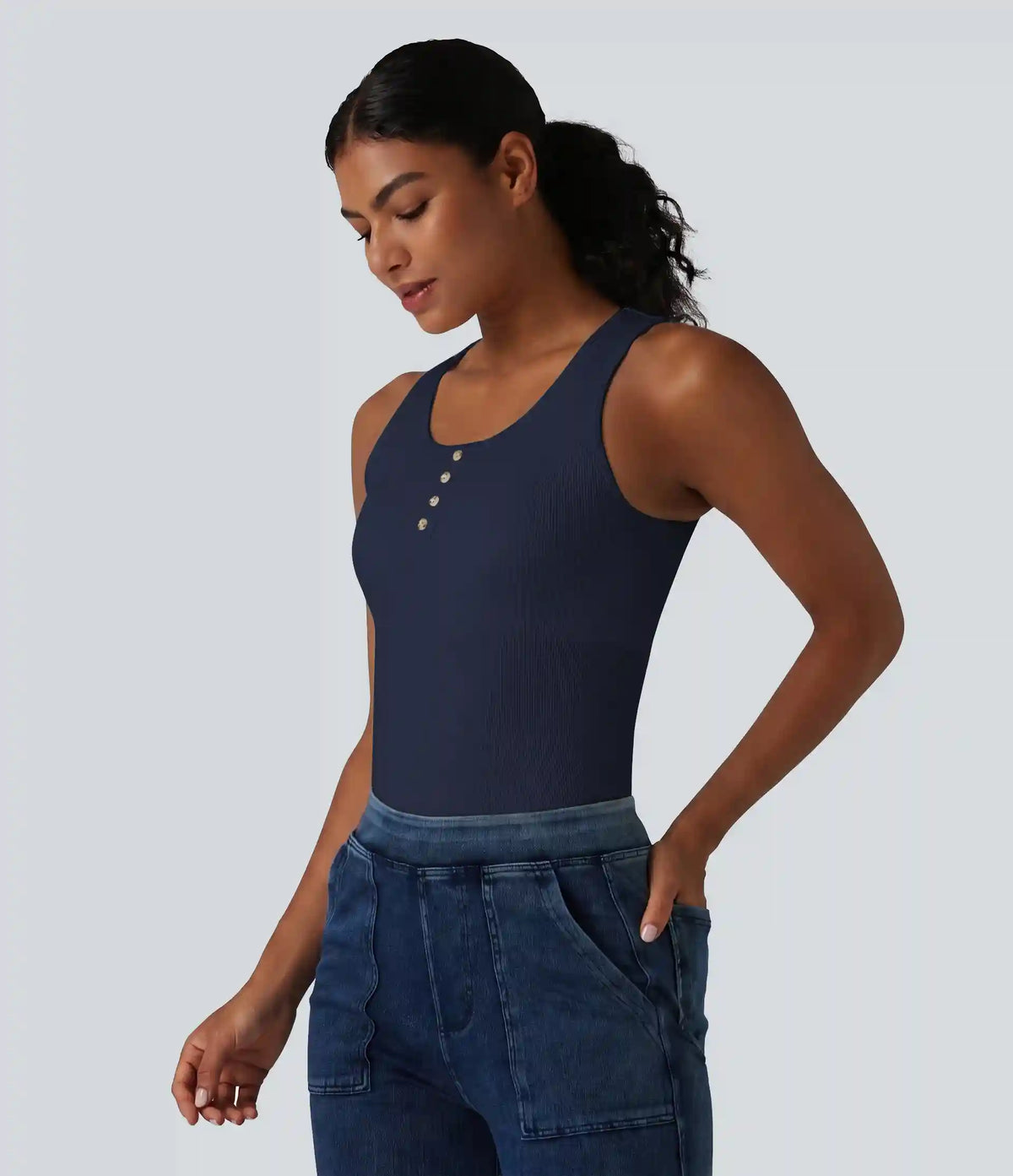 Ribbed Knit Round Neck Built-in Bra Casual Tank Top