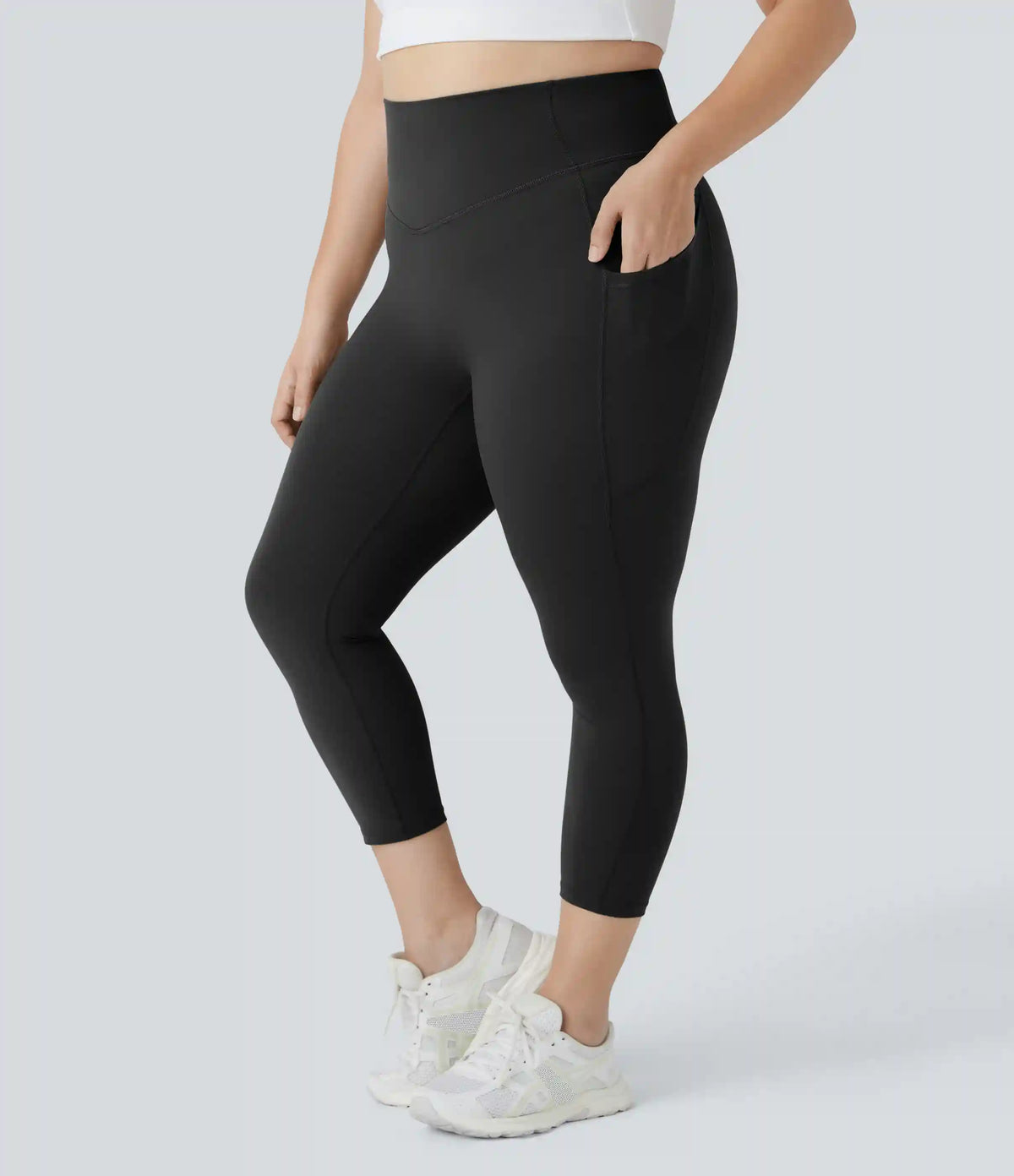 Halara UltraSculpt™ High Waisted Pocket Plus Size Shaping Training Capri Leggings