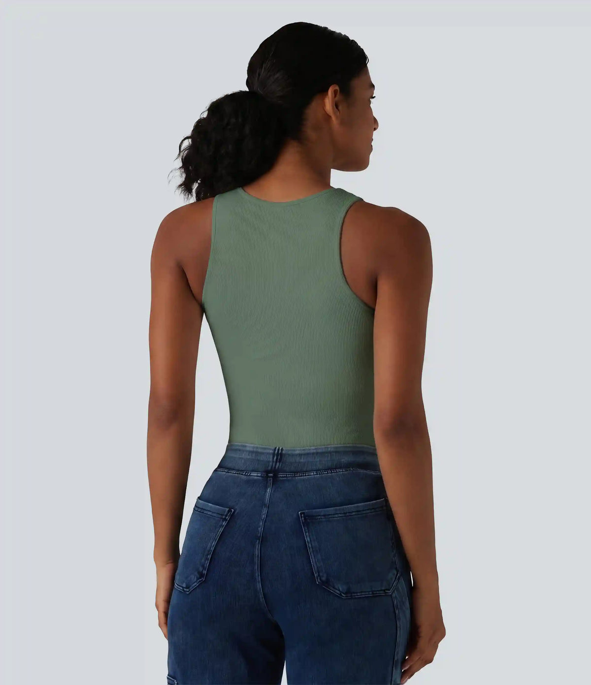 Ribbed Knit Round Neck Built-in Bra Casual Tank Top