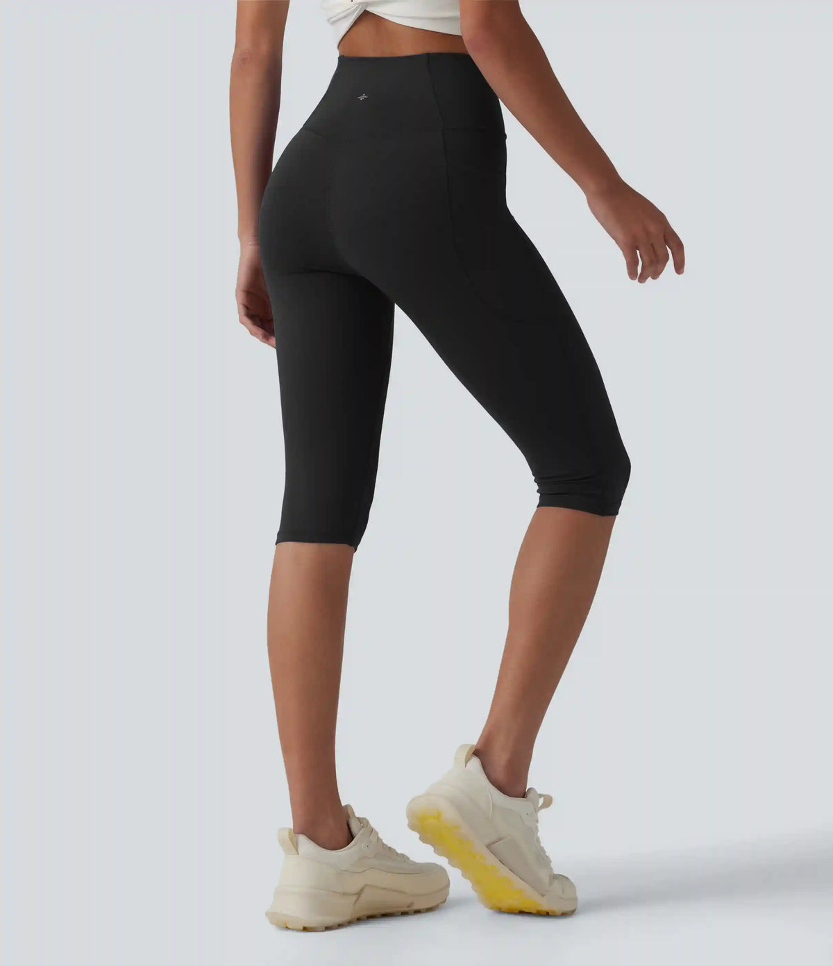 SoftlyZero™ High Waisted Crossover Pedal Pusher Yoga Leggings with Pockets