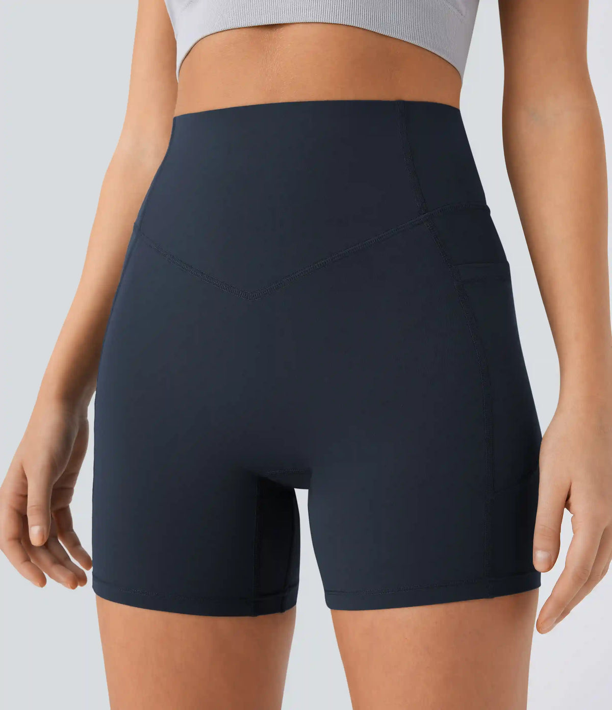 Halara UltraSculpt™ High Waisted Scrunch Butt Lifting Tummy Control Pocket Shaping Workout Biker Shorts 5''