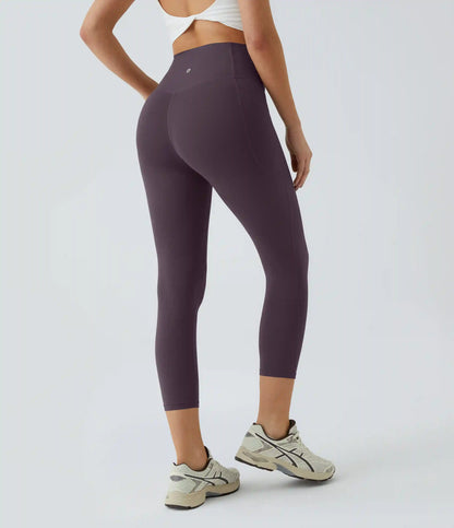 Halara UltraSculpt™ High Waisted Tummy Control Pocket Shaping Training Capri Leggings