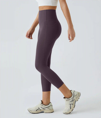 Halara UltraSculpt™ High Waisted Tummy Control Pocket Shaping Training Capri Leggings