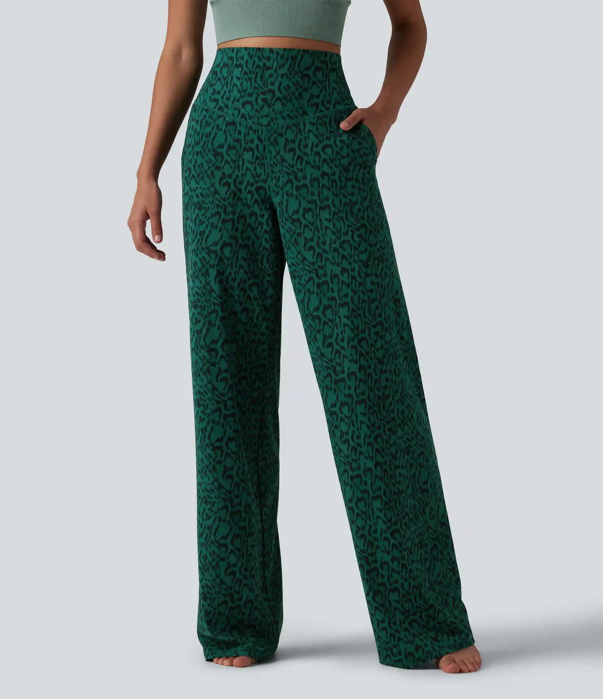 Halara UltraSculpt™ Leopard Print High Waisted Tummy Control Straight Leg Yoga Pants with Pockets