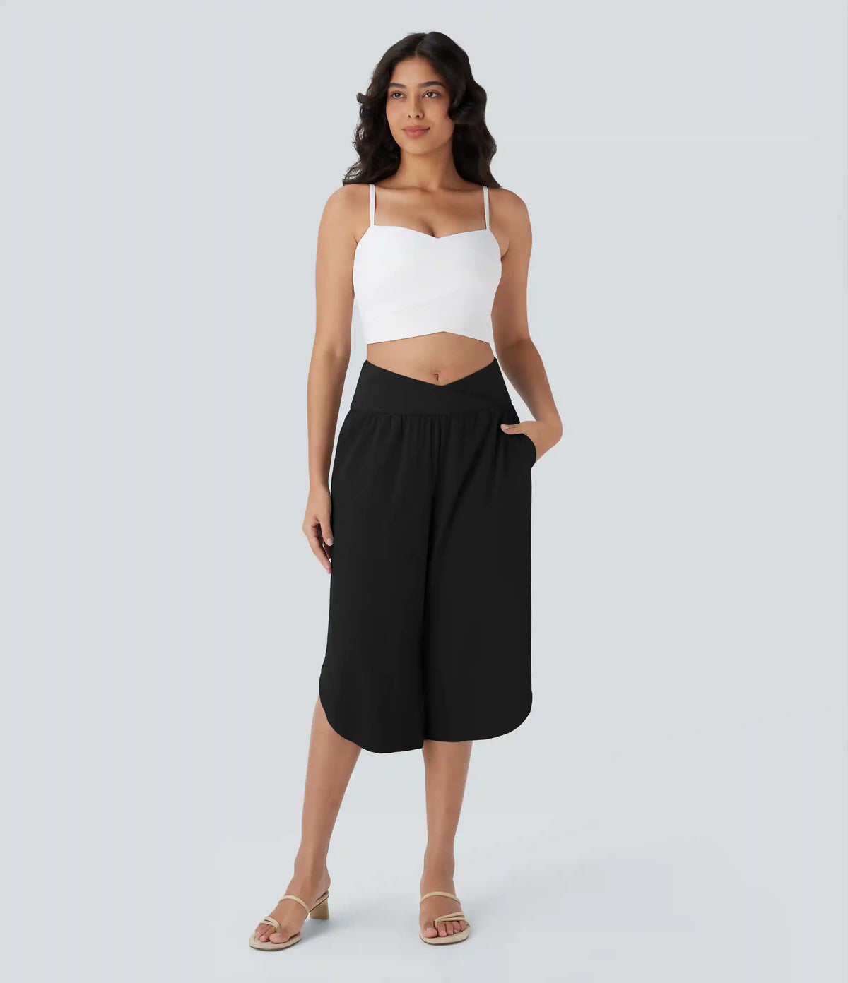 Breezeful™ High Waisted Crossover Pocket Quick Dry Capri Pants