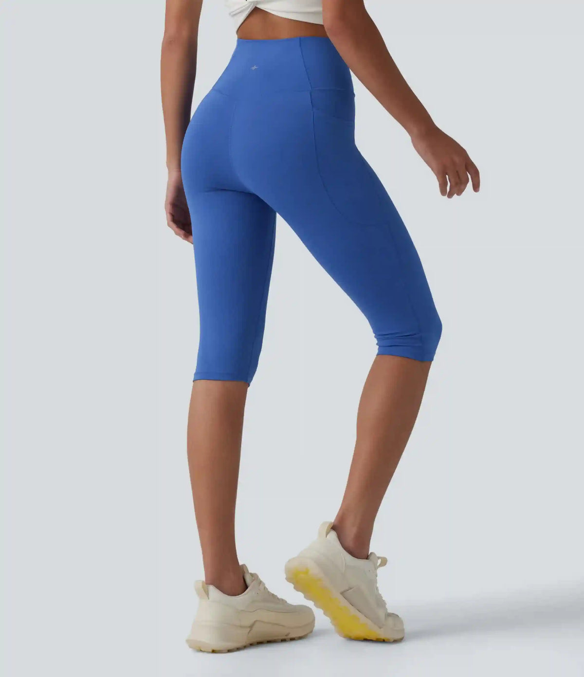 SoftlyZero™ High Waisted Crossover Pedal Pusher Yoga Leggings with Pockets