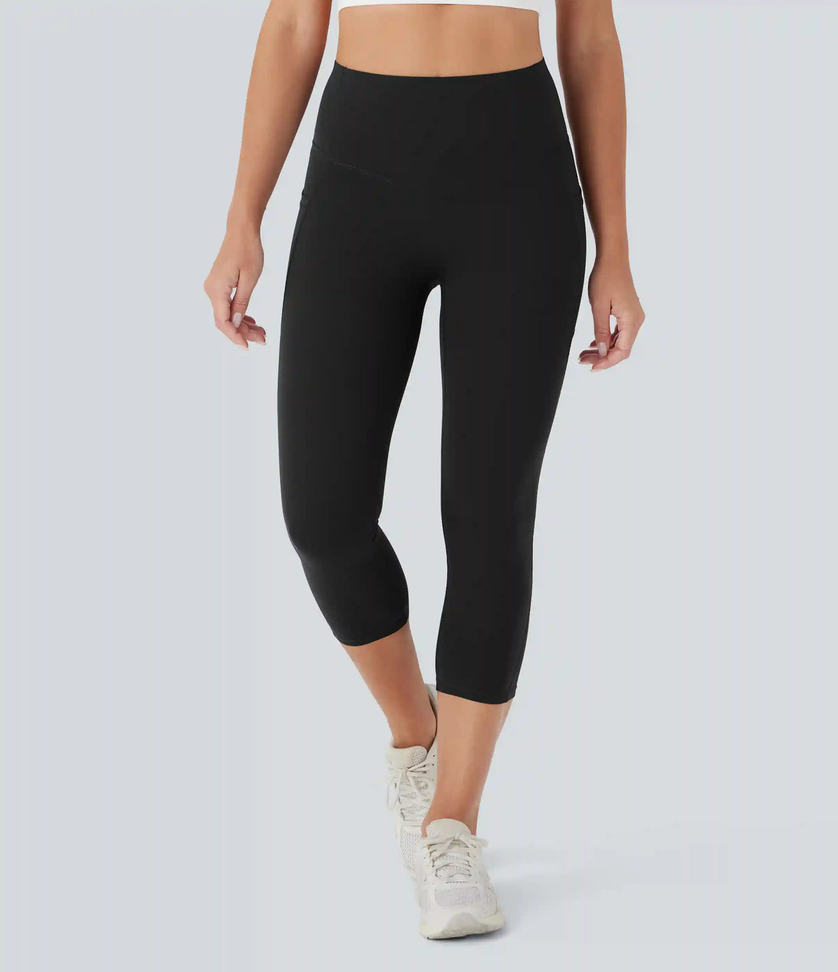 Halara UltraSculpt™ High Waisted Butt Lifting Tummy Control Pocket Shaping Capri Training Leggings