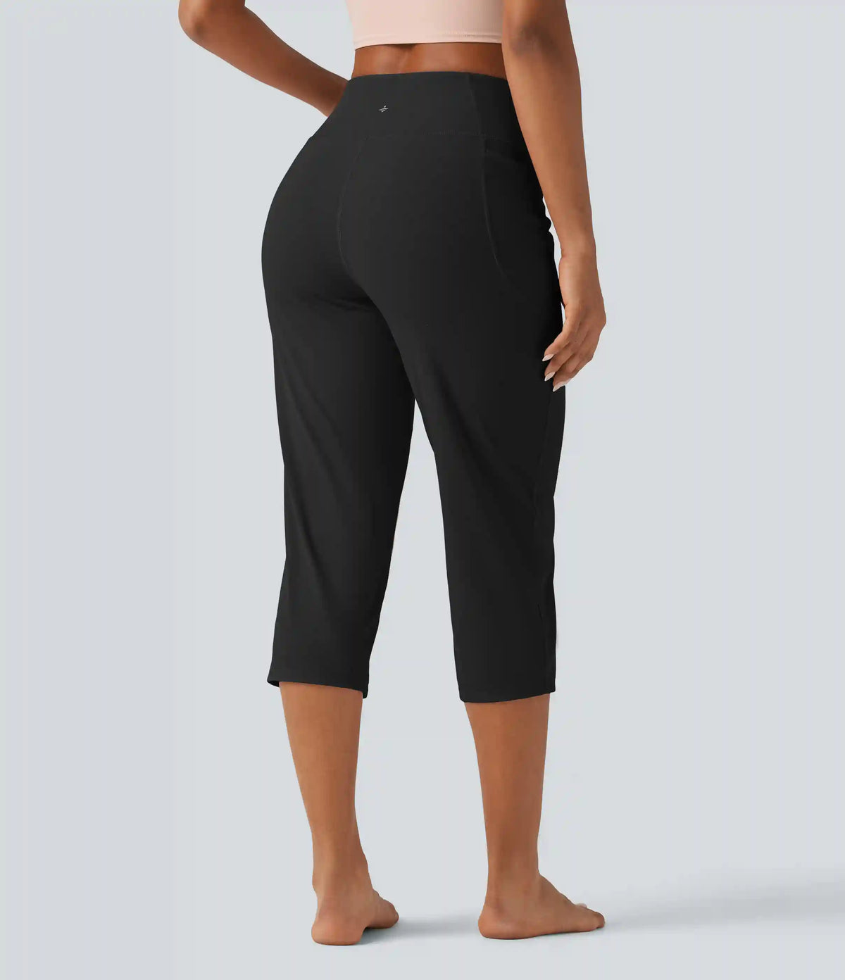 Halara UltraSculpt™ High Waisted Tummy Control Straight Leg Capri Yoga Pants with Pockets