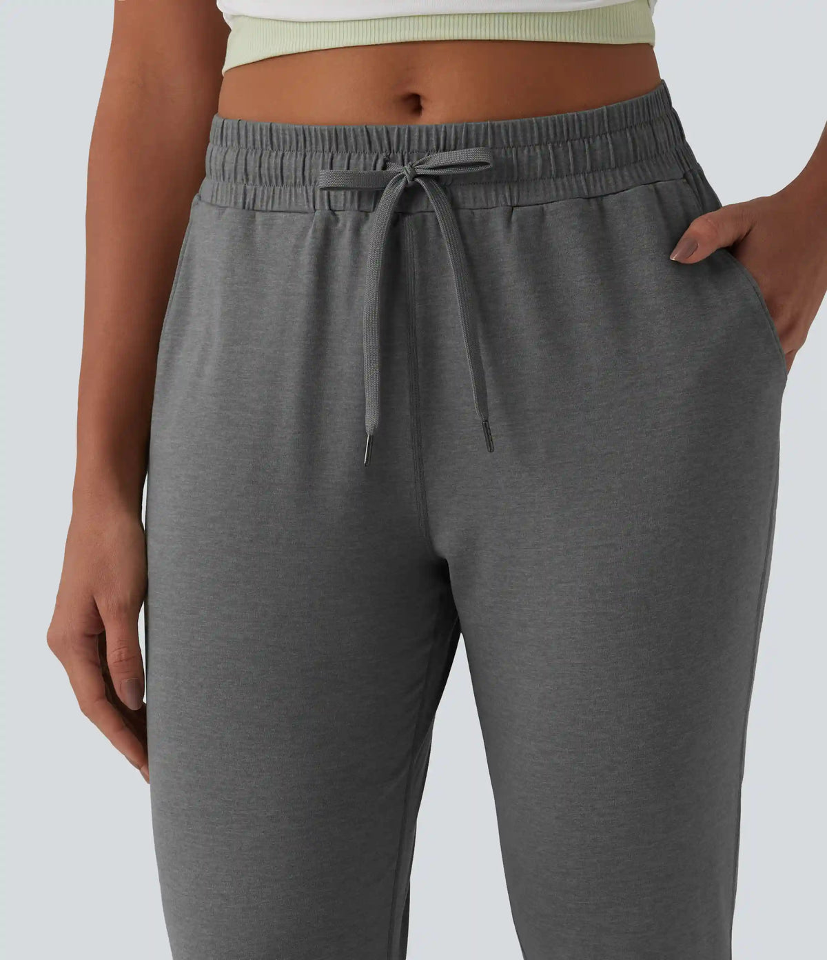Mid Rise Drawstring Tapered Casual Joggers with Pockets