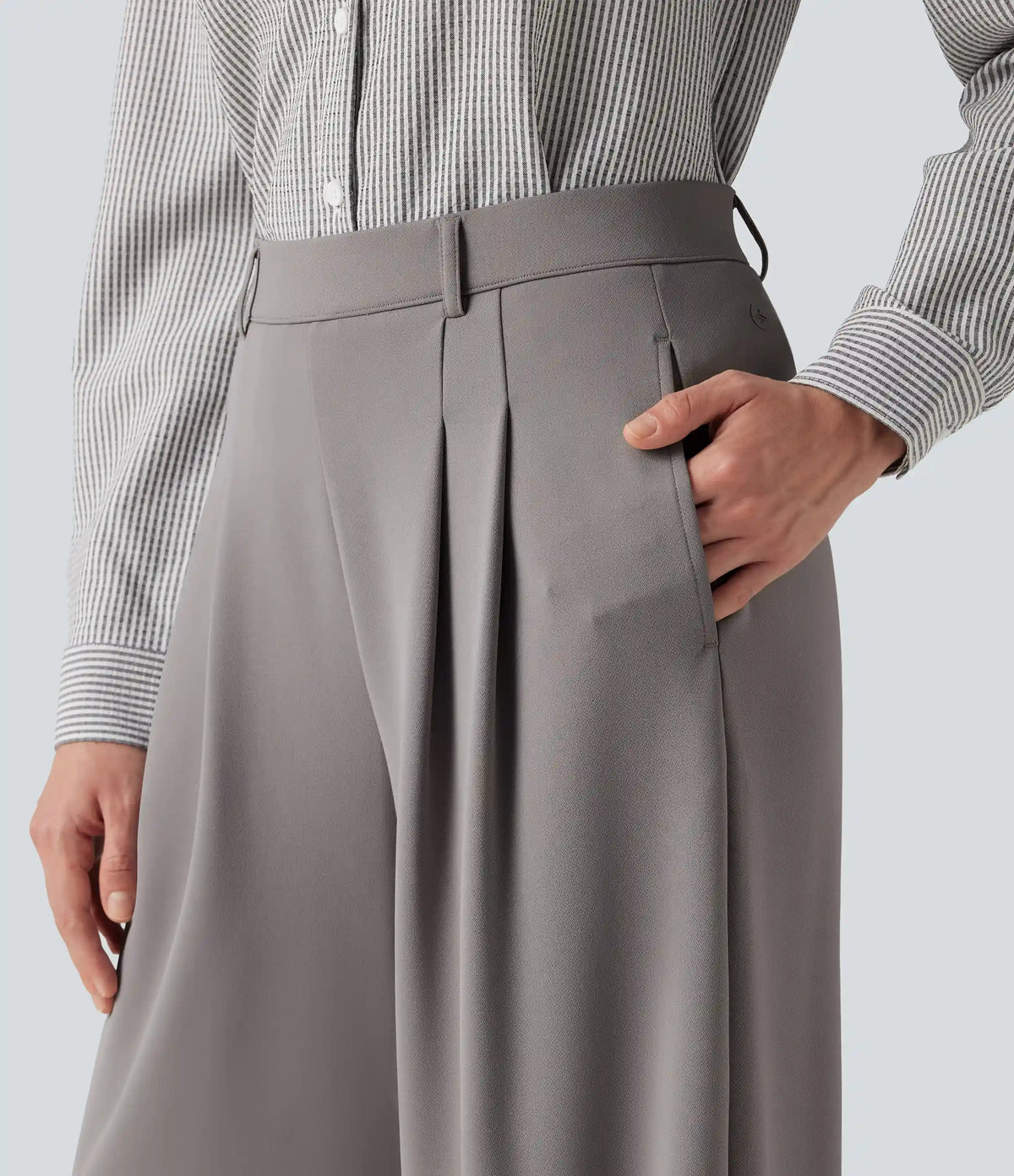 High Waisted Pleated Baggy Work Pants with Pockets
