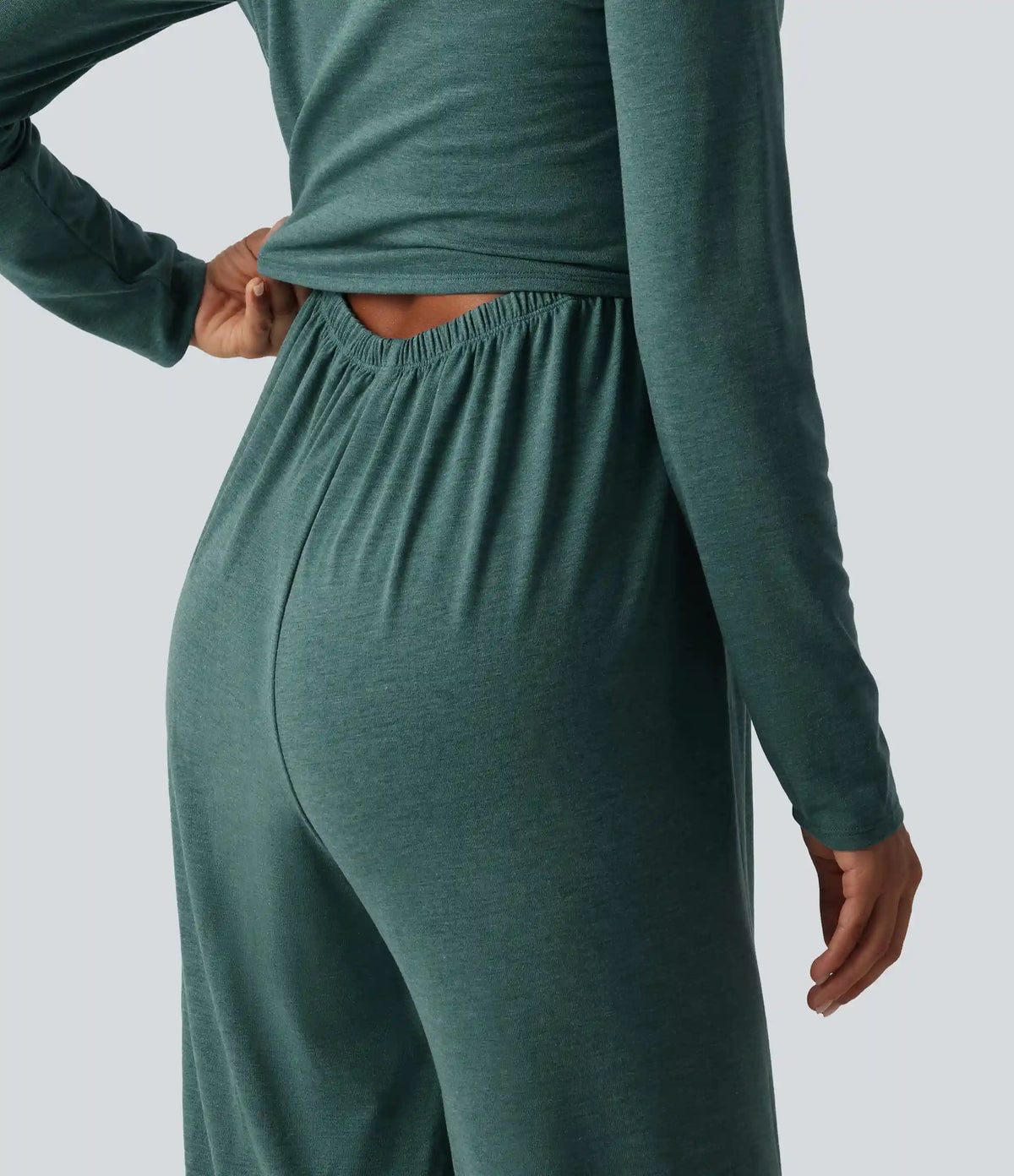Scoop Neck Long Sleeve Built-in Bra Wide Leg Ruched Casual Jumpsuit with Pockets-Easy Peezy Edition