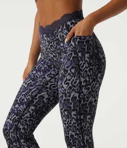 Halara UltraSculpt™ Leopard Print V-Shaped High Waisted Contrast Lace Yoga Flare Leggings with Pockets