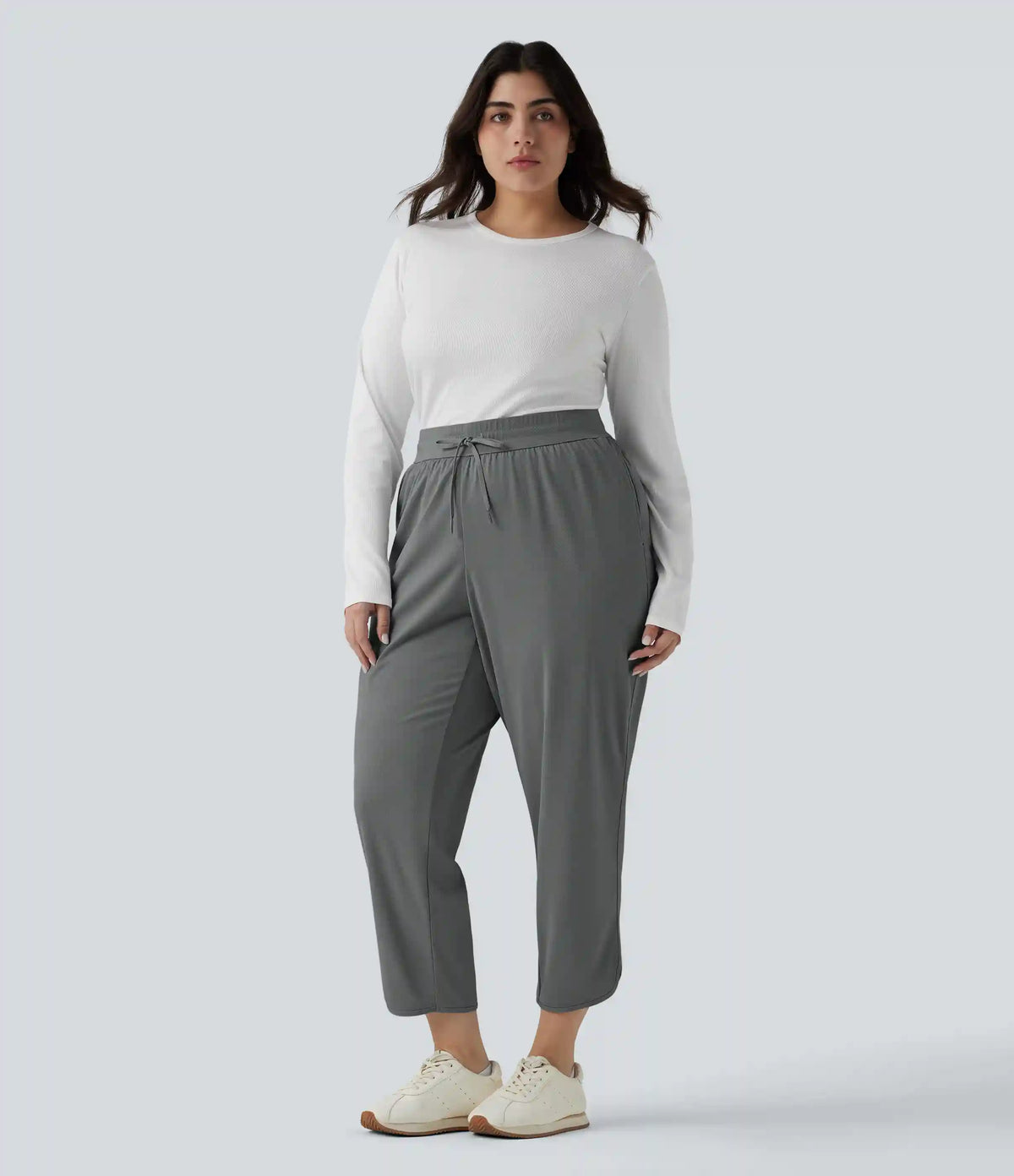 Plus Size Mid Rise Drawstring Curved Hem Quick Dry Golf Tapered Pants with Pockets-UPF40+