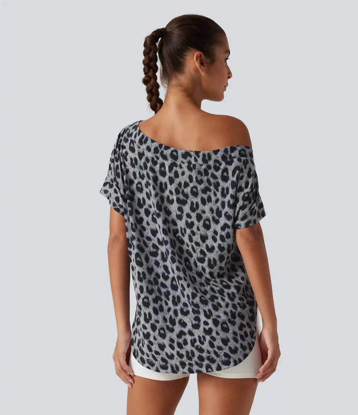 One Shoulder Short Sleeve Leopard Print Built-in Bra Curved Hem High Low Yoga Sports Top