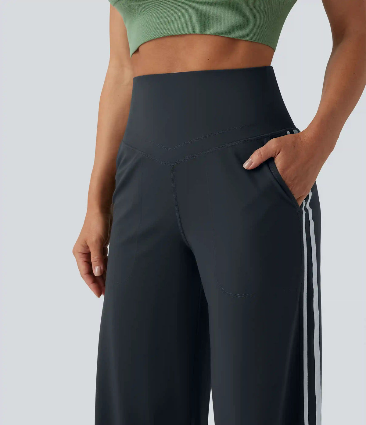 Halara UltraSculpt™ High Waisted Tummy Control Color Block Stripes Yoga Baggy Pants with Pockets