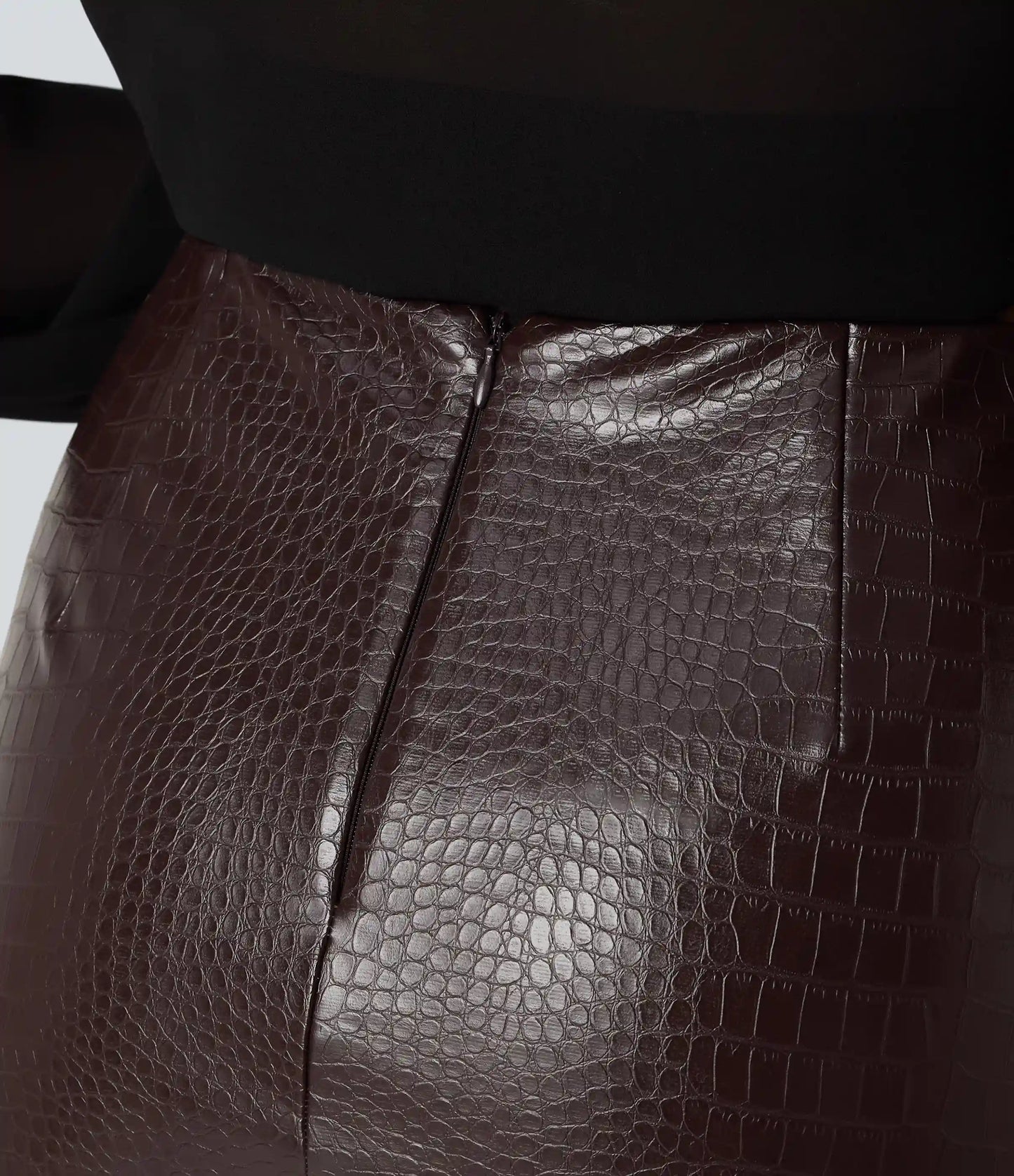 High Waisted 2-in-1 Snakeskin Print Stretchy PU Fleece Mini Casual Skirt