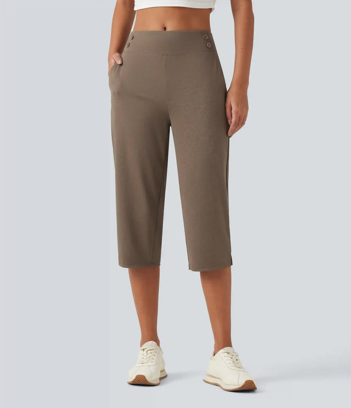 Mid Rise Quick Dry Capri Golf Pants with Pockets-UPF40+
