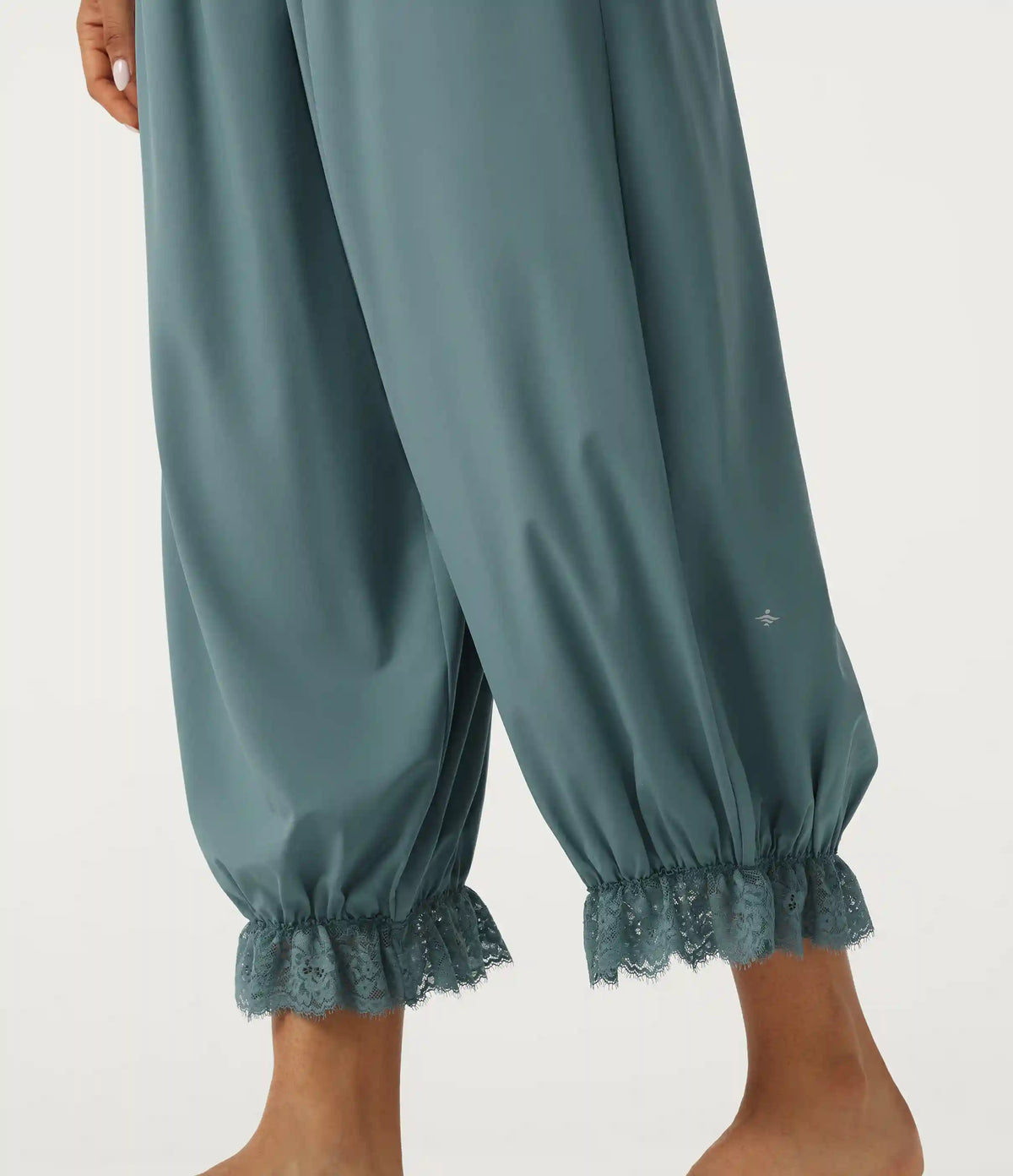 Breezeful™ High Waisted Drawstring Contrast Lace Quick Dry Dance with Pockets