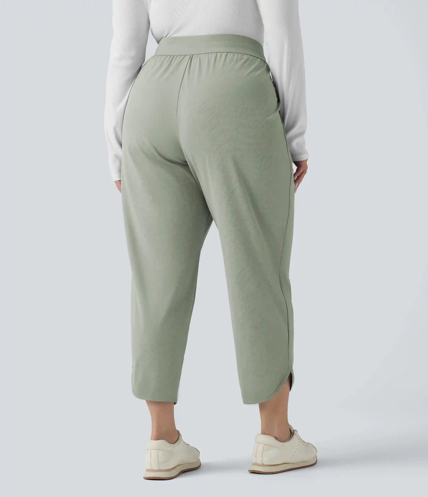 Plus Size Mid Rise Drawstring Curved Hem Quick Dry Golf Tapered Pants with Pockets-UPF40+