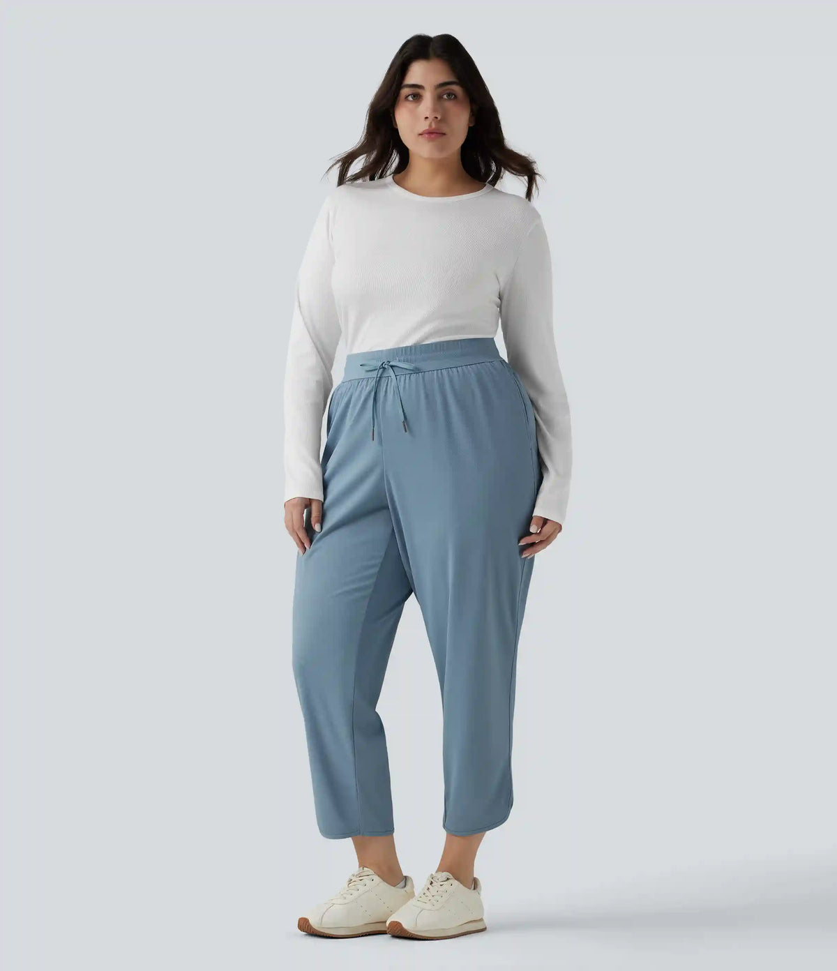 Plus Size Mid Rise Drawstring Curved Hem Quick Dry Golf Tapered Pants with Pockets-UPF40+