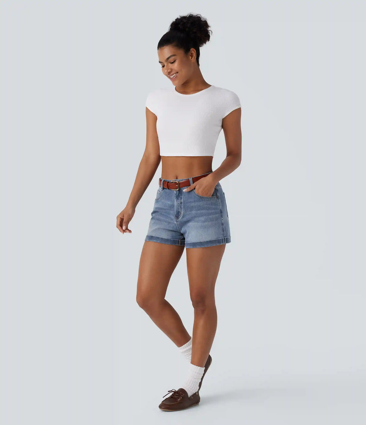 Halara Flex™ Mid Rise Zipper Pockets Denim Casual Shorts 3''