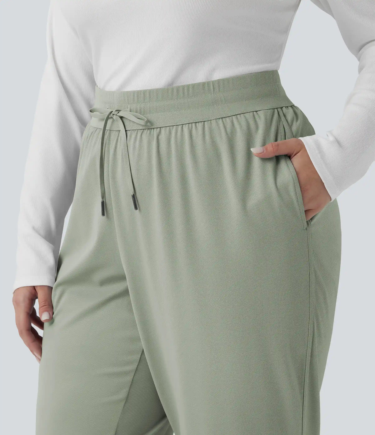 Plus Size Mid Rise Drawstring Curved Hem Quick Dry Golf Tapered Pants with Pockets-UPF40+