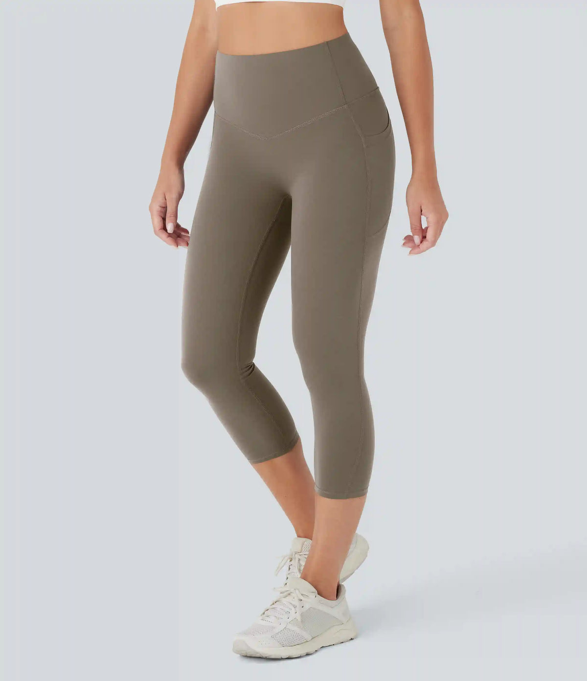 Halara UltraSculpt™ High Waisted Butt Lifting Tummy Control Pocket Shaping Capri Training Leggings