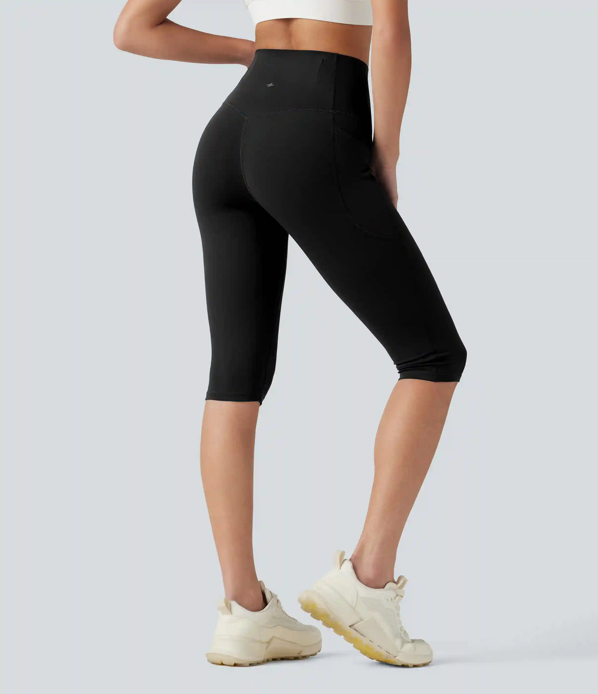Halara UltraSculpt™ High Waisted Anti-Roll Tummy Control Shaping Workout Pedal Pushers Leggings with Pockets