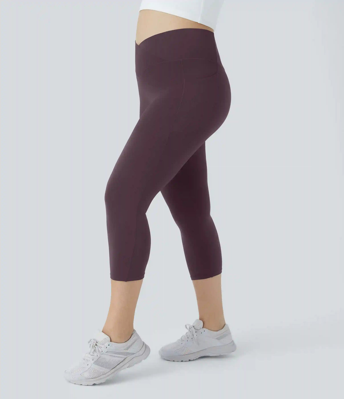 SoftlyZero™ High Waisted Crossover Pocket Capri Yoga Plus Size Leggings