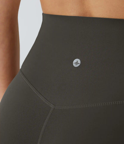 Halara UltraSculpt™ High Waisted Tummy Control Pocket Shaping Training Capri Leggings