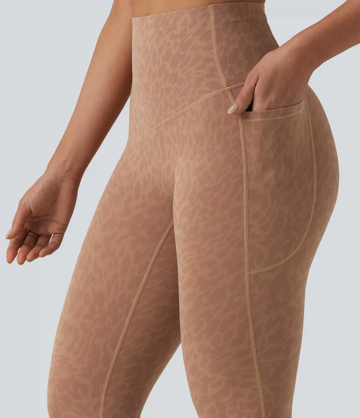 Halara UltraSculpt™ Leopard Print High Waisted Tummy Control Shaping Running 7/8 Leggings with Pockets
