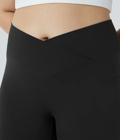 SoftlyZero™ High Waisted Crossover Pocket Capri Yoga Plus Size Leggings