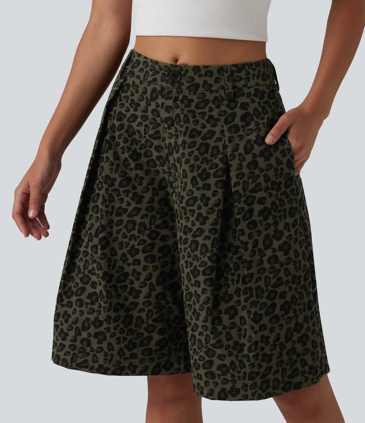 Mid Rise Leopard Print Casual Baggy Bermuda Shorts 10'' with Pockets