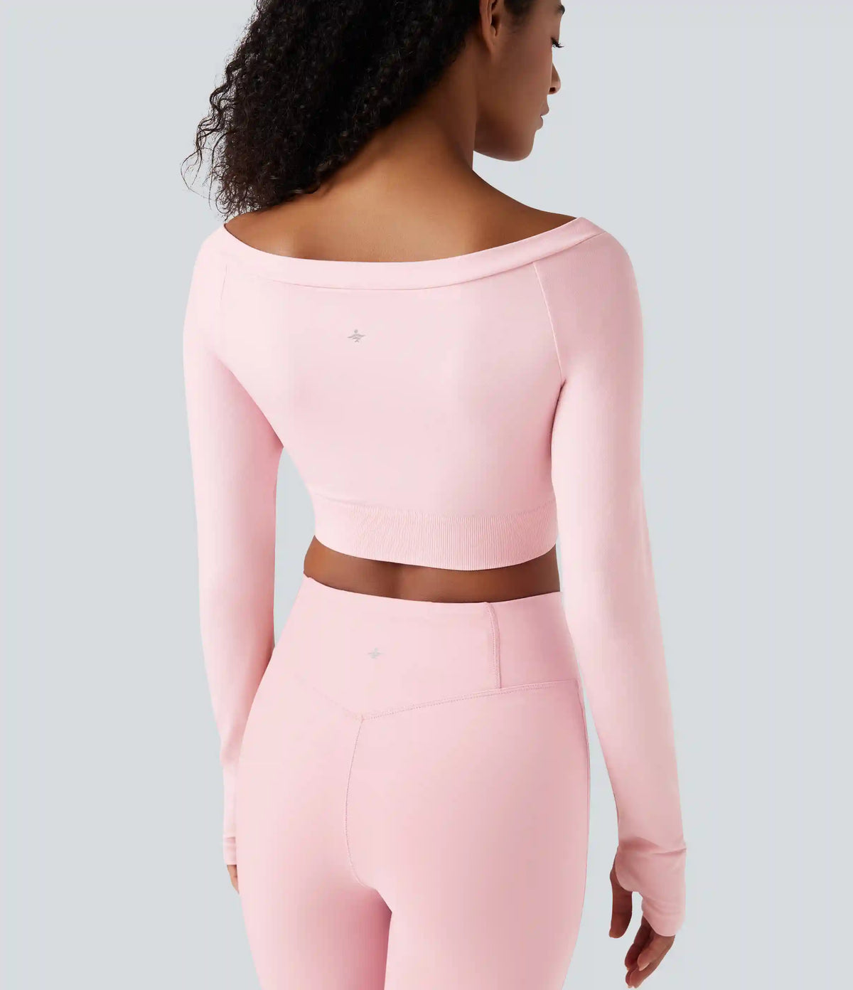 Seamless Flow Off-shoulder Long Sleeve Thumb Holes Cropped Yoga Sports Top