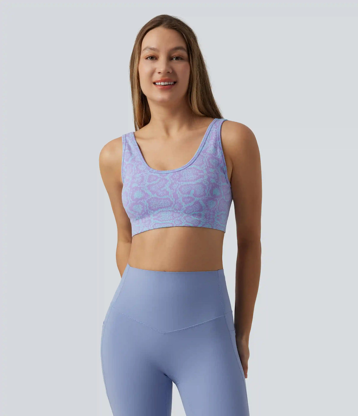 OneForm Seamless Flow Low Support U-Neck Snakeskin Print Built-in Bra Yoga Sports Bra