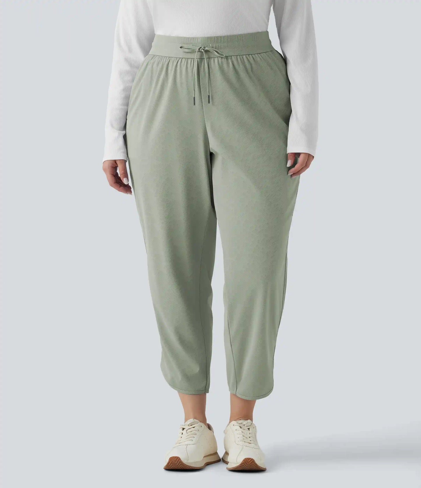 Plus Size Mid Rise Drawstring Curved Hem Quick Dry Golf Tapered Pants with Pockets-UPF40+