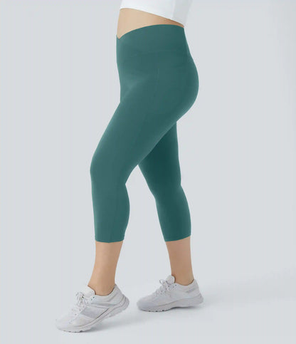 SoftlyZero™ High Waisted Crossover Pocket Capri Yoga Plus Size Leggings