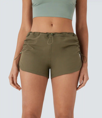 Low Rise Pocket Curved Hem Casual Shorts